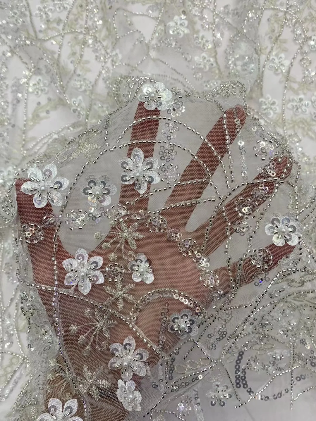 

Luxury Handmade Beads Nigerian Lace Fabric 2023 African French Sequins Embroidery Lace Sequins for Party Dress AXB5633