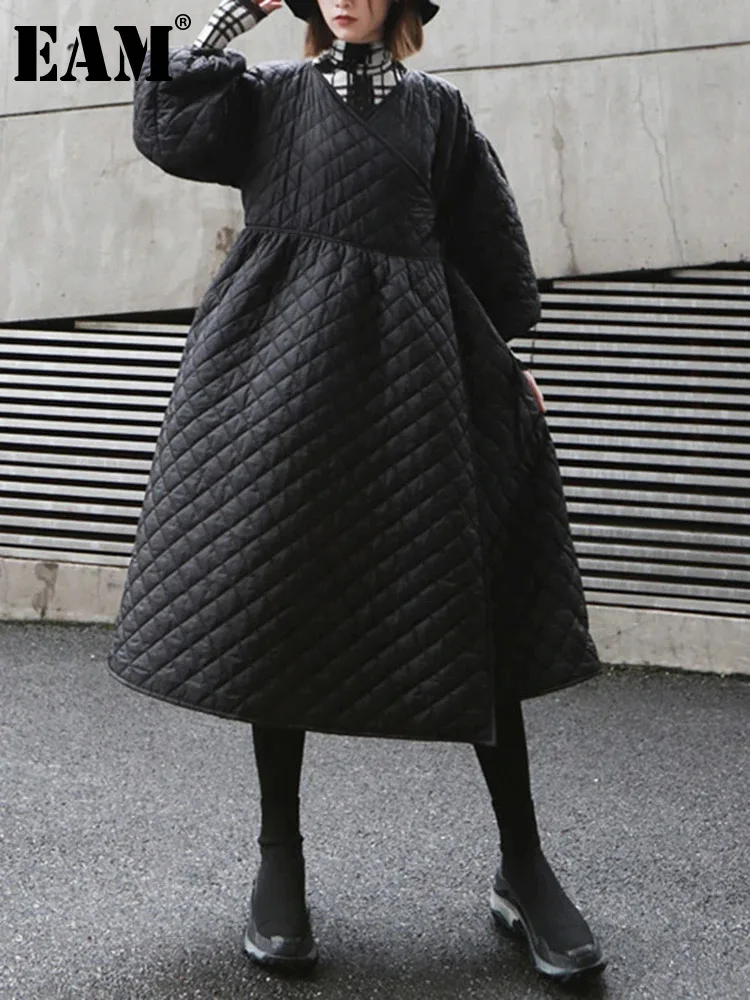 

[EAM] Black Banage Big Size Cotton-padded Coat Lantern Sleeve Loose Fit Women Parkas Fashion Tide New Autumn Winter 2024 1DF9866