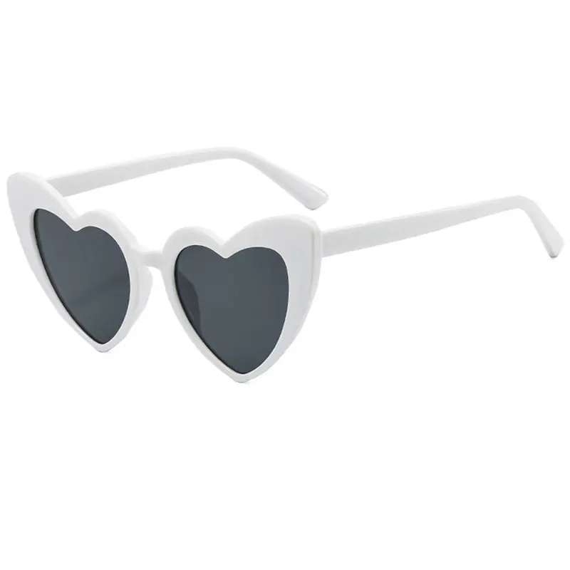 Fashion Uv400 Protection Sunglasses Non-Polarized Fashion Women Love Heart Sun Glasses Clear Lens Cycing Glasses_voghion.com