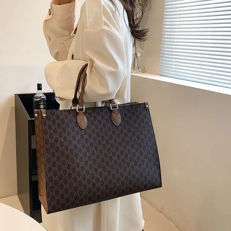BKQU Tote Bag Elegant Fashion Shoulder Bag Handbags  New Fashion Portable Shopping Bag Large Capacity Women's Large Bag