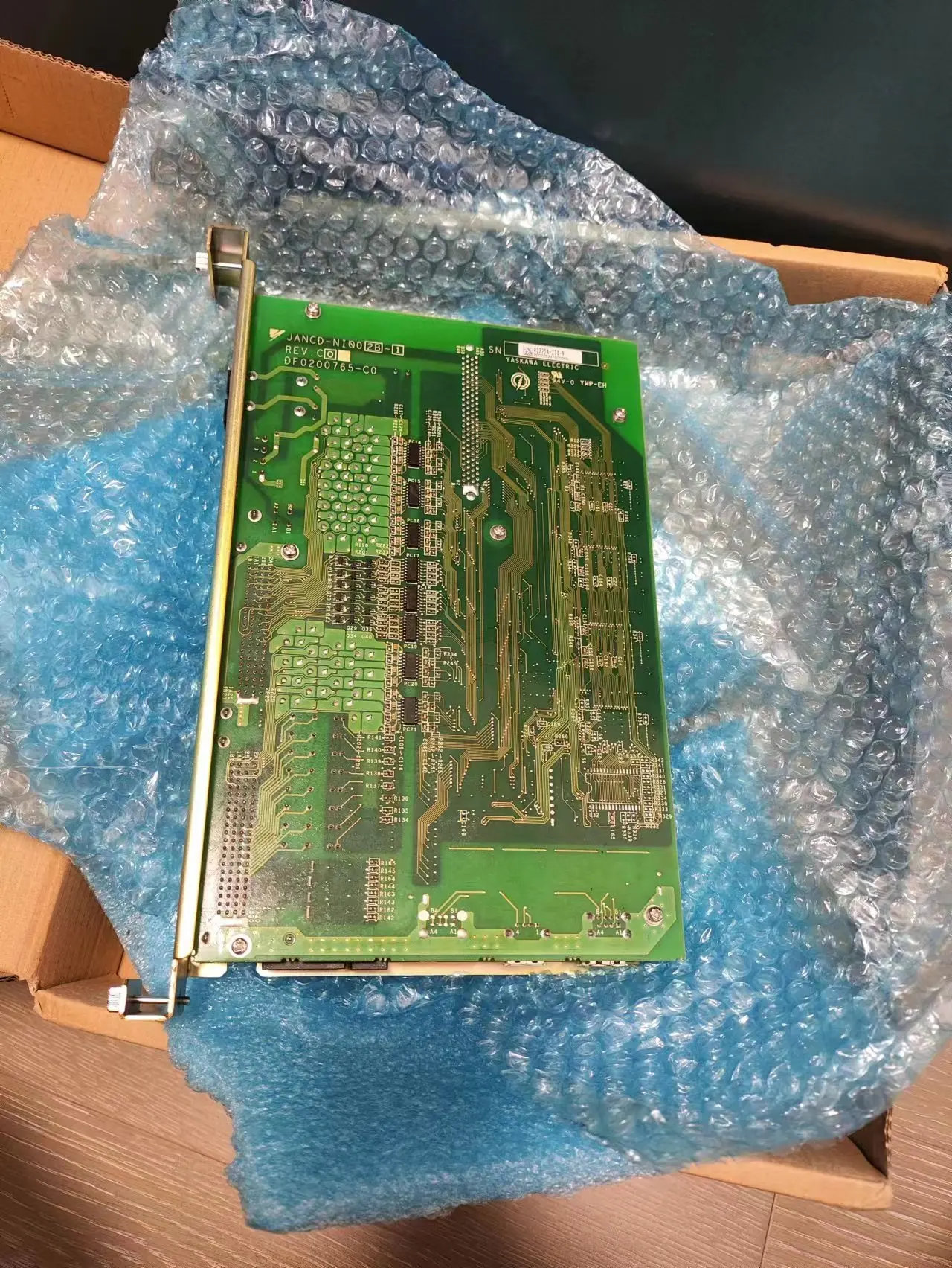 JZNC-NIF02B-1, JANCD-NI 02B-1, REV.CO, DF0200765-C0, 오리지널 Yaskawa, 오리지널 패키지 없음, 초과 주식