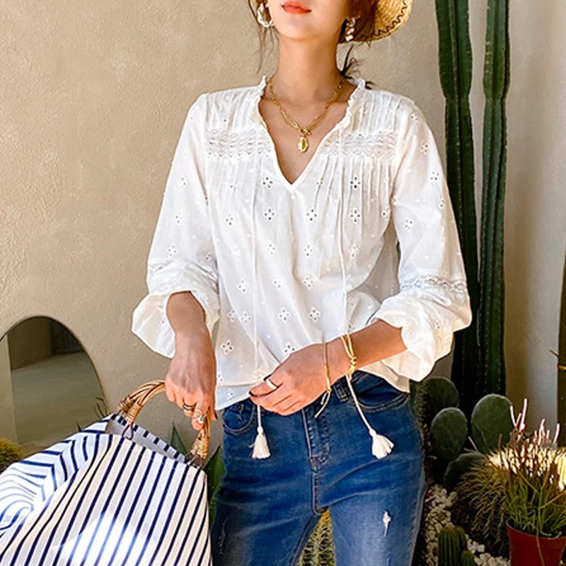

TEELYNN 100%Cotton Floral Embroidery White Lace Blouse Shirt for Women Vintage V Neck Long Sleeve Autumn Blusas Boho Tops 2023