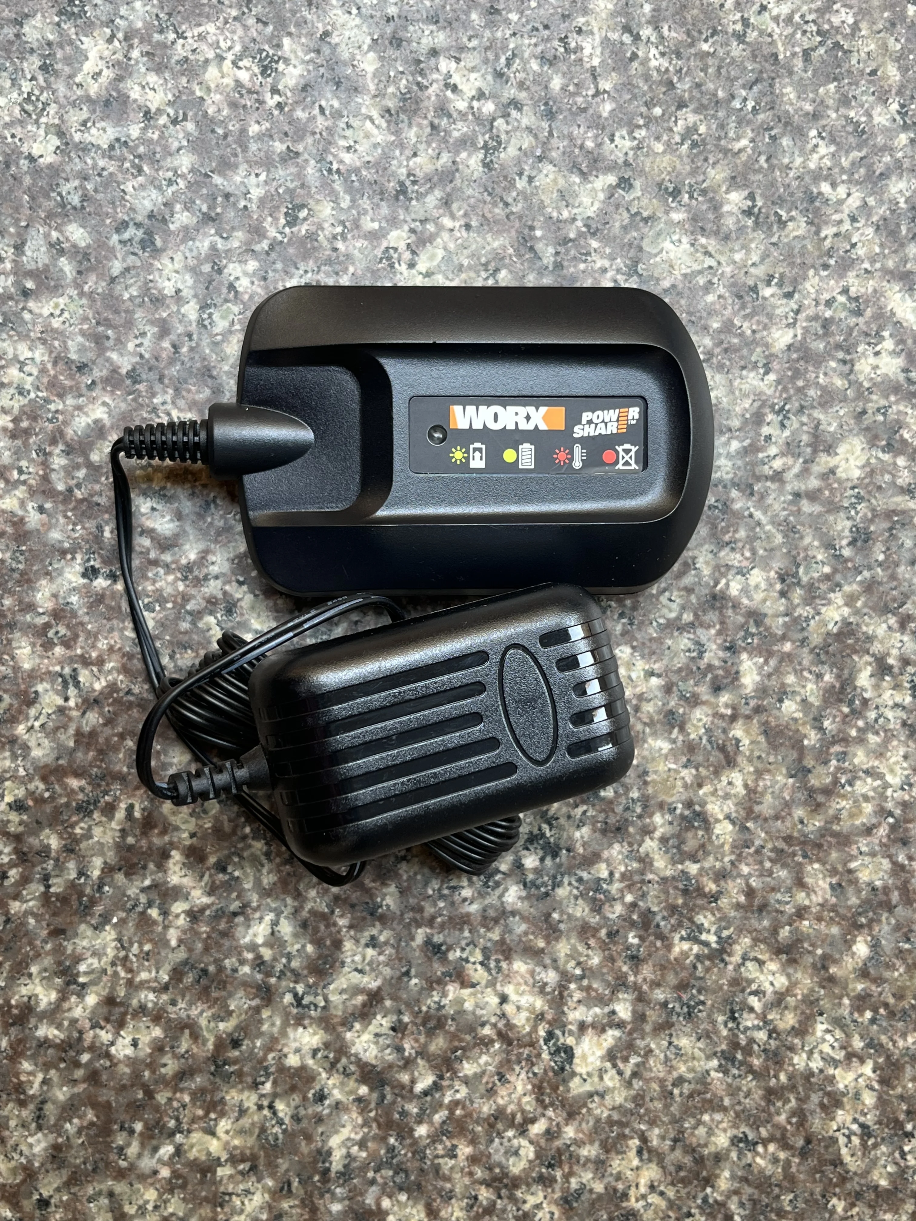 Worx WA3742 Charger for Worx 20V Lithium Battery WA3520 WA3525 WA3578 (factory original  P/N, for worx 6pin battery)