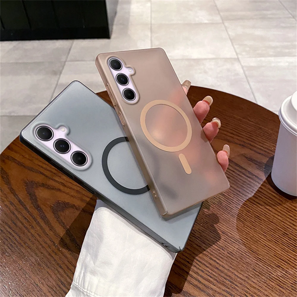 Sleek Transparent Magnetic Phone Case with Matte Finish for Magsafe Compatibility