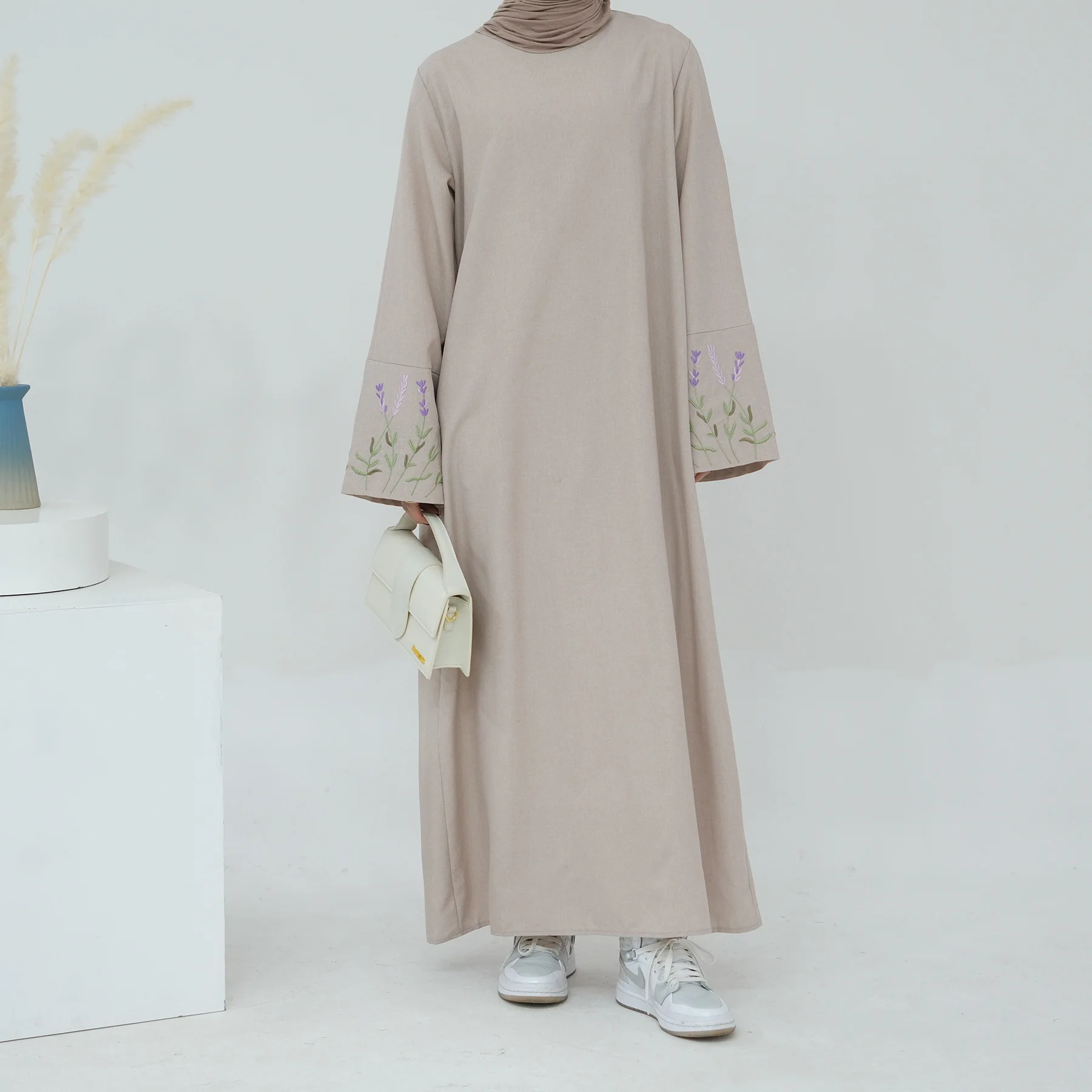 Floral Embroidery Linen Closed Abaya Dress for Women Muslim Casual Abayas Dubai Turkey Ramadan Islam Clothing Kaftan Hijab Robe