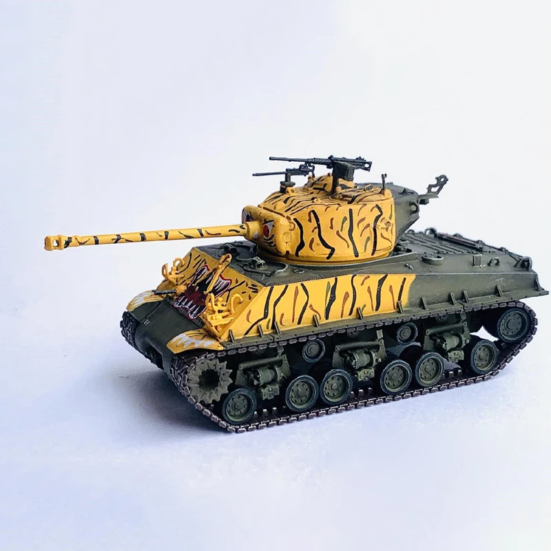 

1:72 Scale Model 63152 American M4A3E8 Sherman 1951 Tank Armored Vehicle Toy Collection Display Show Decoration For Adult Fans