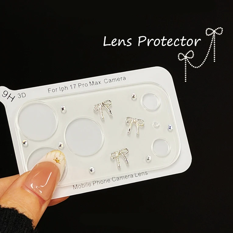 Custodia Protettiva per Fotocamera in Vetro con Design a Fiocco 3D Carino per iPhone 17 Pro Max con Strass, Rigida o Morbida - immagine 2