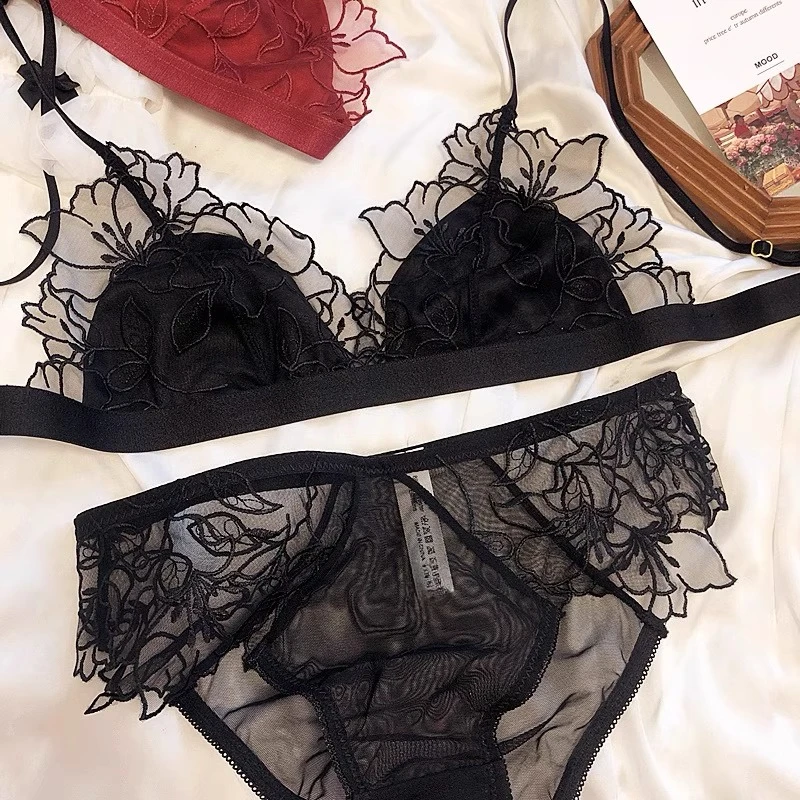 Bralette de Encaje Bordado Francés, Sujetador Triangular sin Varillas para Mujer, Conjunto de Lencería Elegante con Tirantes Finos, Cobertura para Pecho Pequeño, MOYISU