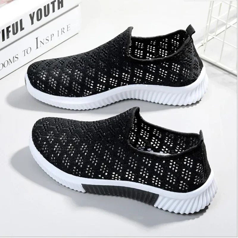 2023 New Summer Korean Mesh Comfortable Women Shoes Breathable Hollow Sports Walking Sneakers Casual Flat Ladies Solid Shoes