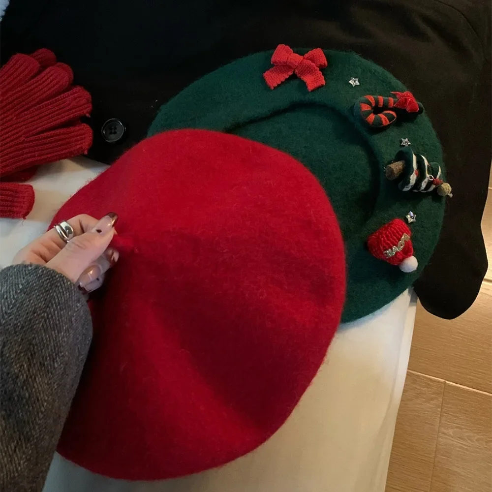 Christmas Hat Red Green Beret Female Winter Headwear Xmas Party Dress Up New Year Gifts Sweet Girl Women Wool Tweed Beret Cap