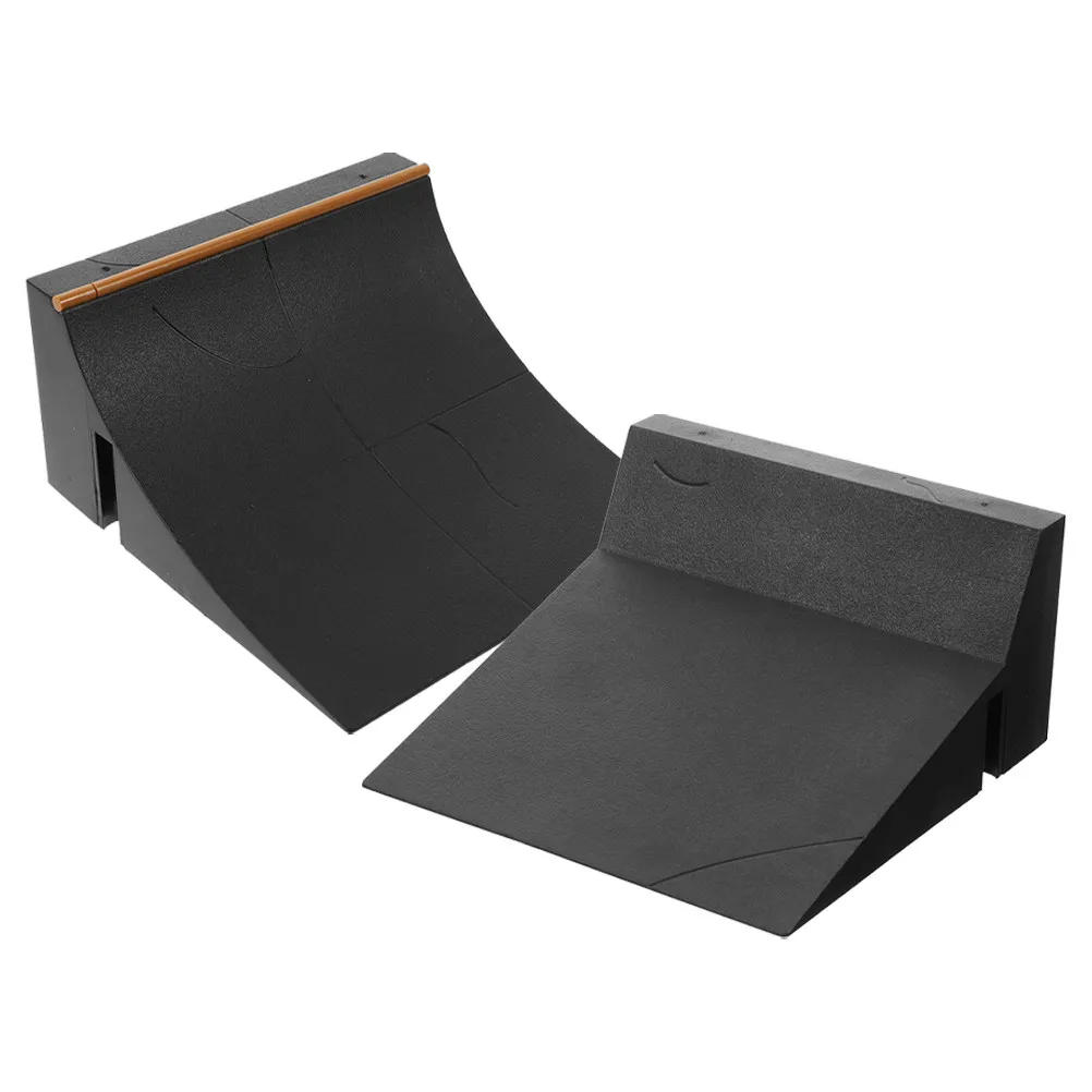 2Pcs 핑거보드 플라스틱 스케이트보드 파크 램프 핑거 스케이트보드 장애물 키트 어린이 훈련 창의력 놀이 핑거보드 소품