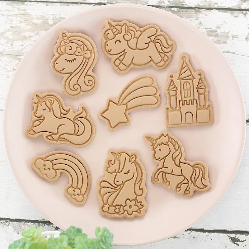 Cookies Cutter Unicorn Dough Stamp Plastic 3D Cartoon Pressable Biscuit Mold 8 pieces