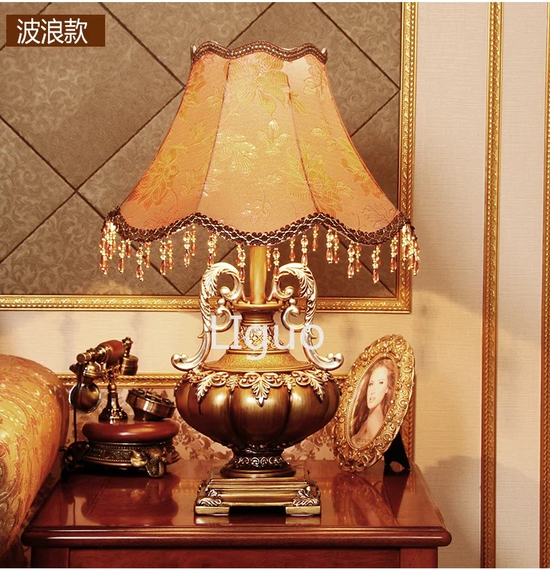 

and high quality antique resin table lamp for modern fashion desk lamp