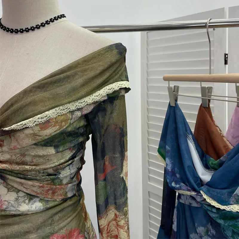 Description Picture 3 of itemVintage Oil Painting Printed Women T-Shirt Harajuku Tie-Dye Slash Neck Pleated Top Korean Chic Long Sleeve Lapel Tees New