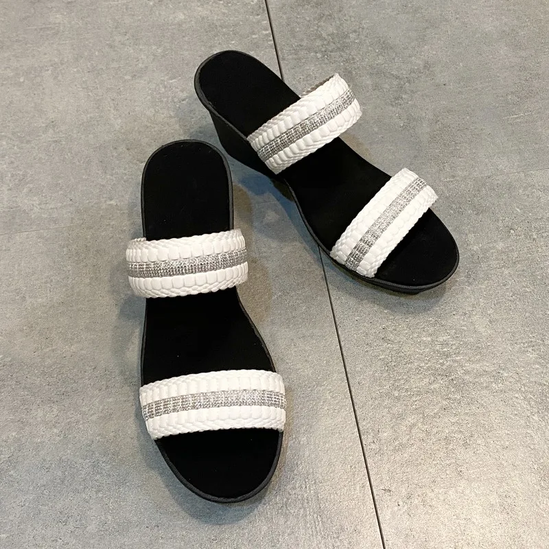 

Танкетка на среднем каблуке, современные тапочки, летняя Этническая обувь 2024, женские уличные тапочки разных цветов