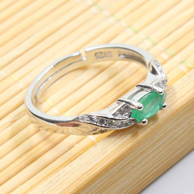Emerald Silver Ring 3mm * 6mm For Woman Engagement