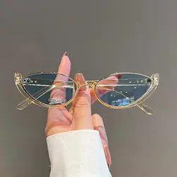 Chic Cat Eye Sunglasses for Women: Fashion Rivet UV400 Shades (Orange blue)