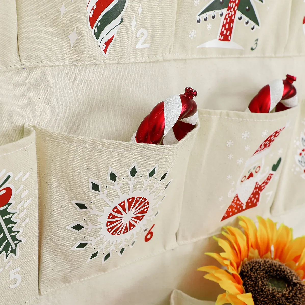 24 Pockets Christmas Ornaments Calendar New Design Hanging Tree Printed Canvas Advent Calendar for Kids Grifts Home Wall Calenda