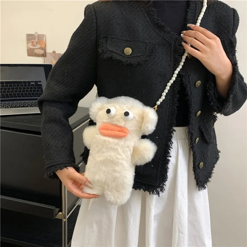 

Women funny plush small shoulder bag female 2023 new winter chain crossbody bag girl sausage mouth cute mobile phone bag