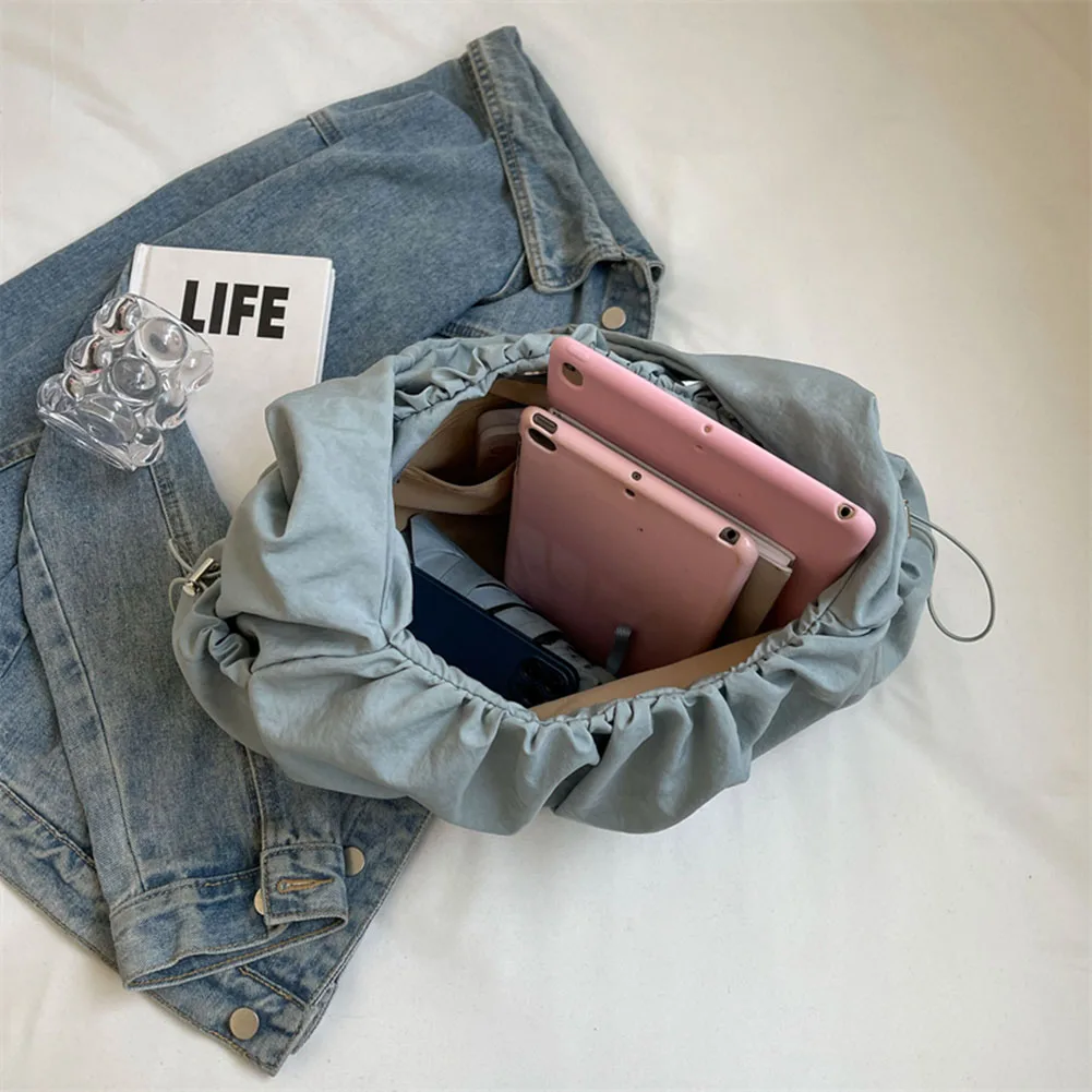 Women Padded Underarm Bag Large Capacity Cloud Pleated Shoulder Bag Casual Handbag Solid Color Multi-pockets for Outdoor Travel