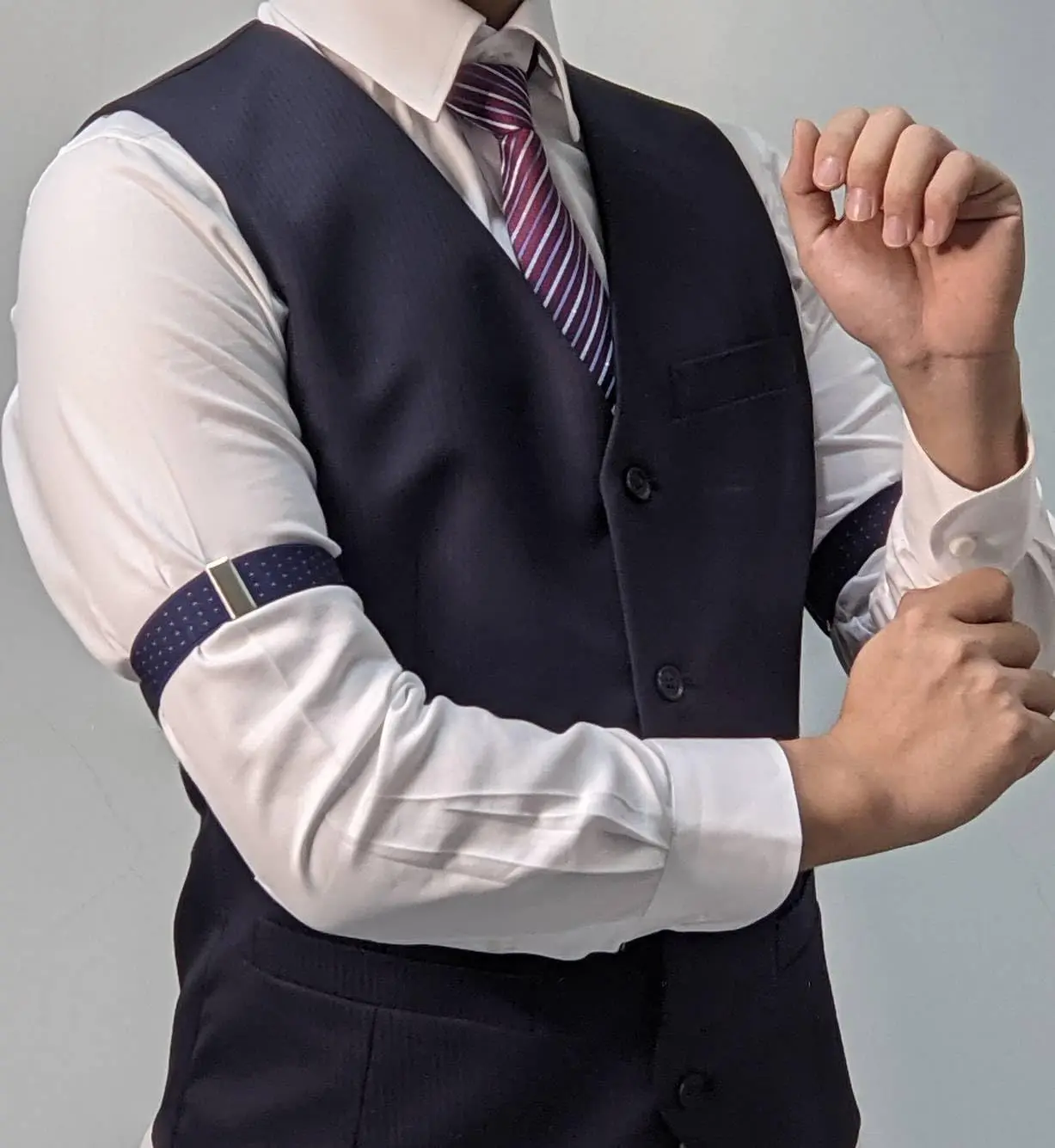 Men Business Elastic Adjustable Shirt Sleeve Garter Strap Arm Band Sleeve Bracelet Anti-Slip Shirt Cuff Holder Armband 2pcs
