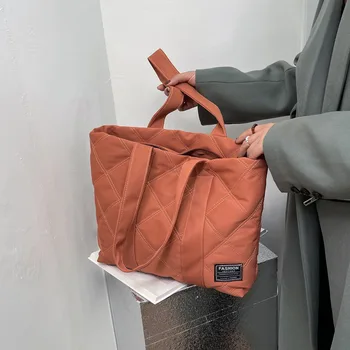 حقيبة يد نايلون خفيفة الوزن للسيدات ، حزمة كتف واحد ، كاجوال ، سعة كبيرة ، شارع عصري ، جديد 2
