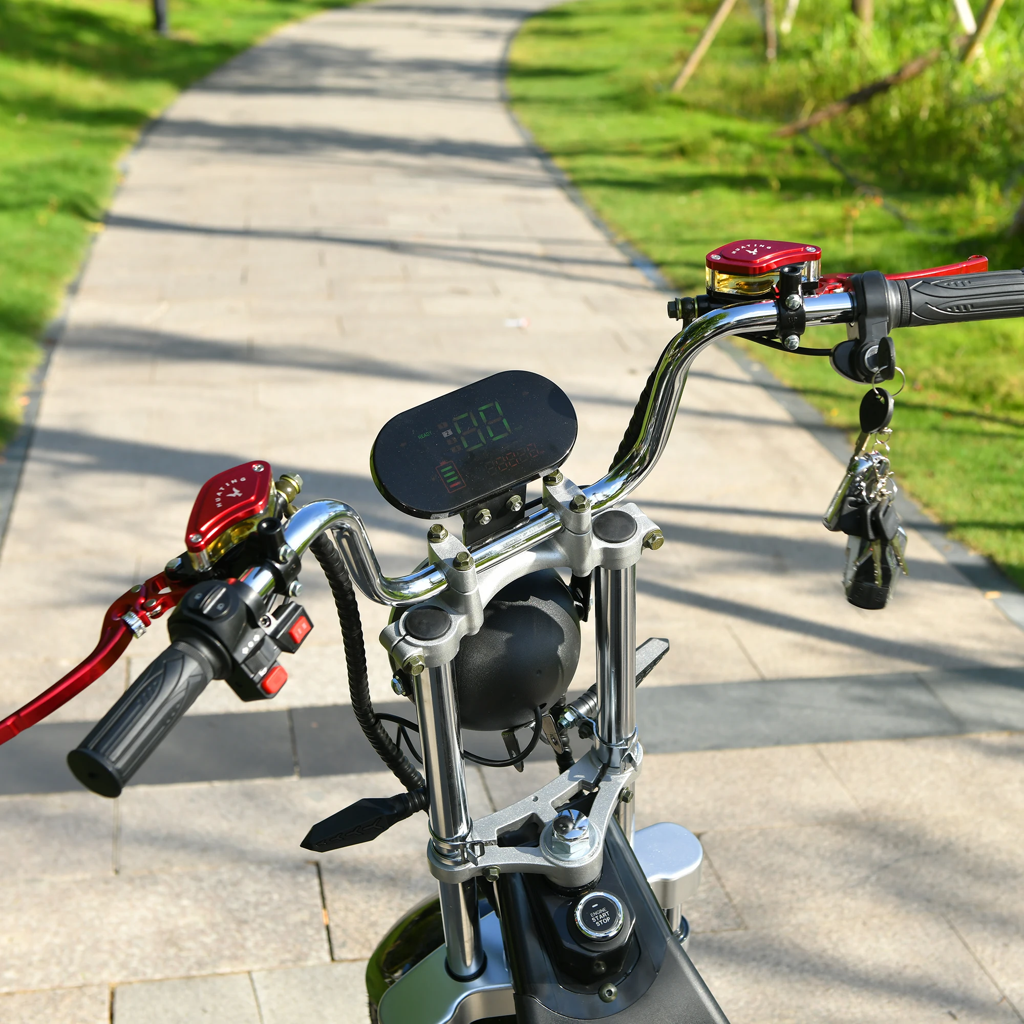 Max Speed 70-80KM/H Aldult City CoCo Electric Scooter 4000W Motor 60V25AH Removable Lithium Battery Max Mileage 40-60 KM