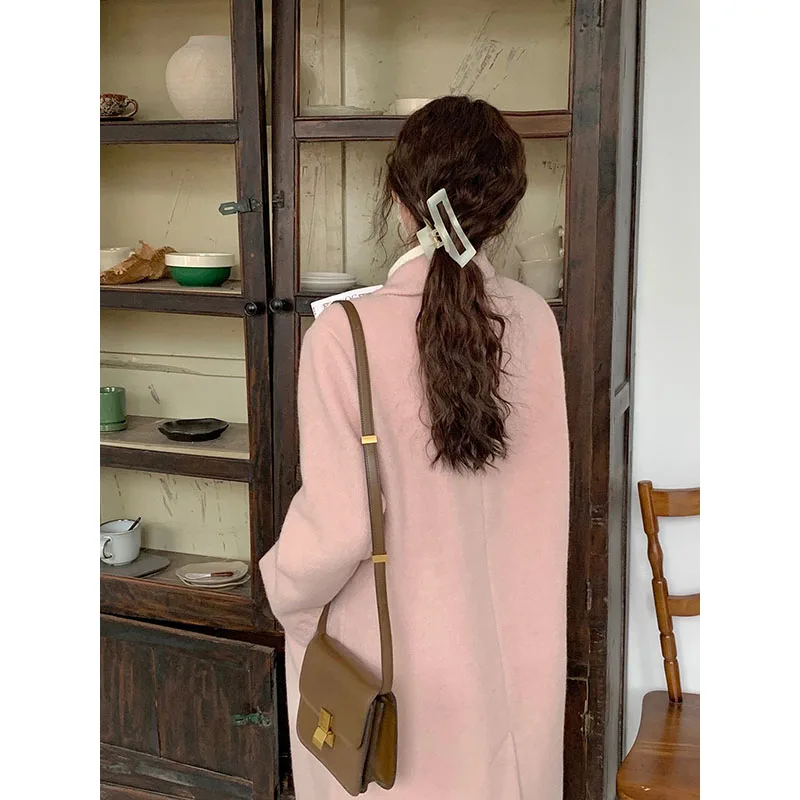 2023 Autumn And Winter New Korean Version Fashion Temperament Mid Length Thickened Loose Woolen Cloth Atmosphere Women's Trend