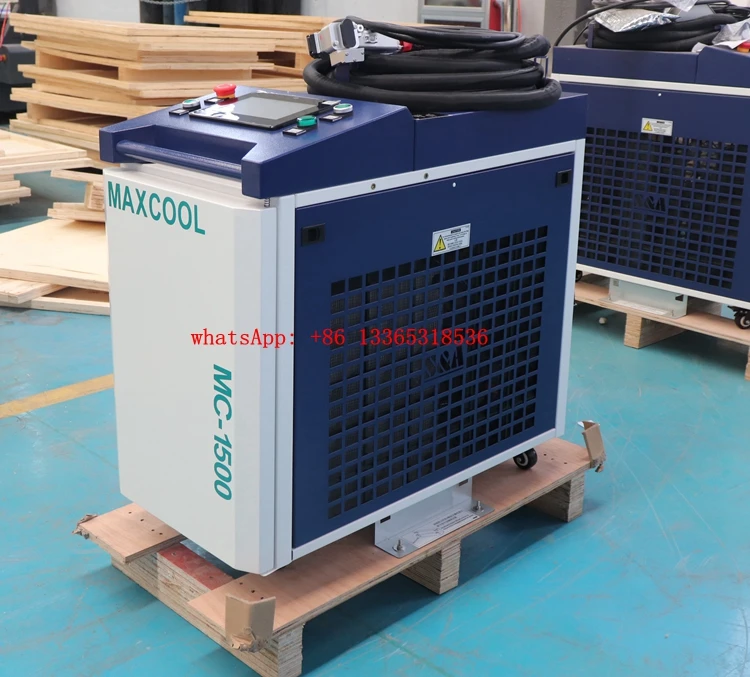 Continuous Laser Cleaning Machine Remove Rust Paint Surface Metal Raycus JPT MAX Mini Fiber Laser Cleaning Welding Machine 3
