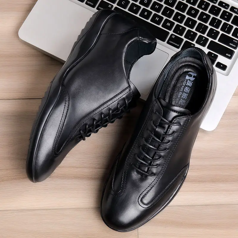 Tai Chi Shoes Very Good Kung Fu The first layer of cowhide leather new martial arts shoes lightweight soft-soled sneakers