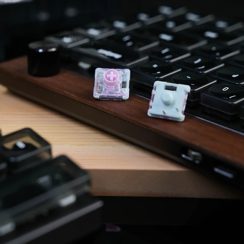 Kailh Saker Mini Low-Profile Mechanical Keyboard Switches - 3Pin, 37g, Ultra-Short, Quick Response