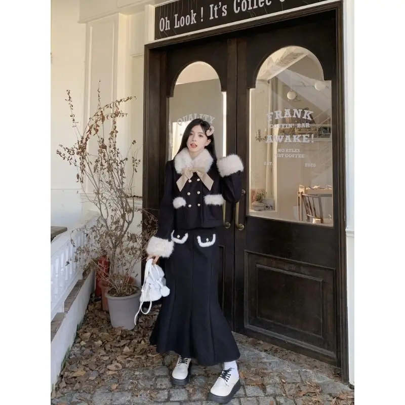 

French Style High-end Autumn and Winter Women's Elegant Slimming Fur Collar Stitching Suit Coat High Waist Skirt Two-piece Set