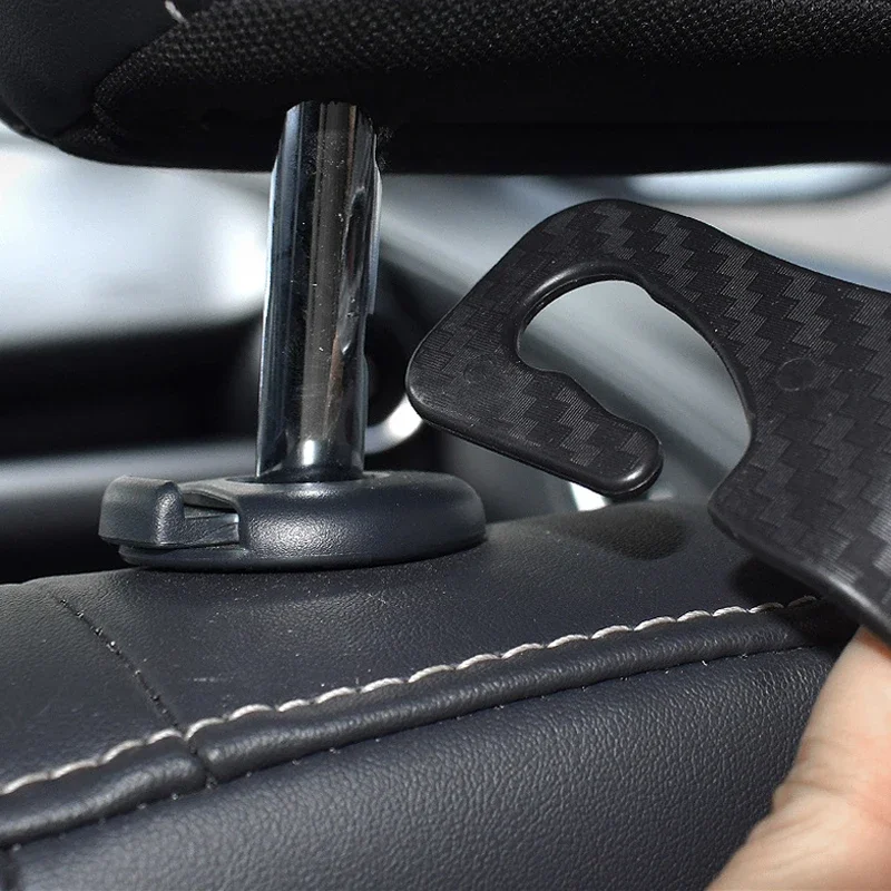 Car seat hooks 4PCS Car Hidden Seat Hook Multi-Purpose Carbon Fiber Texture Car Seat Back Creative Multi-function On-Board Hooks
