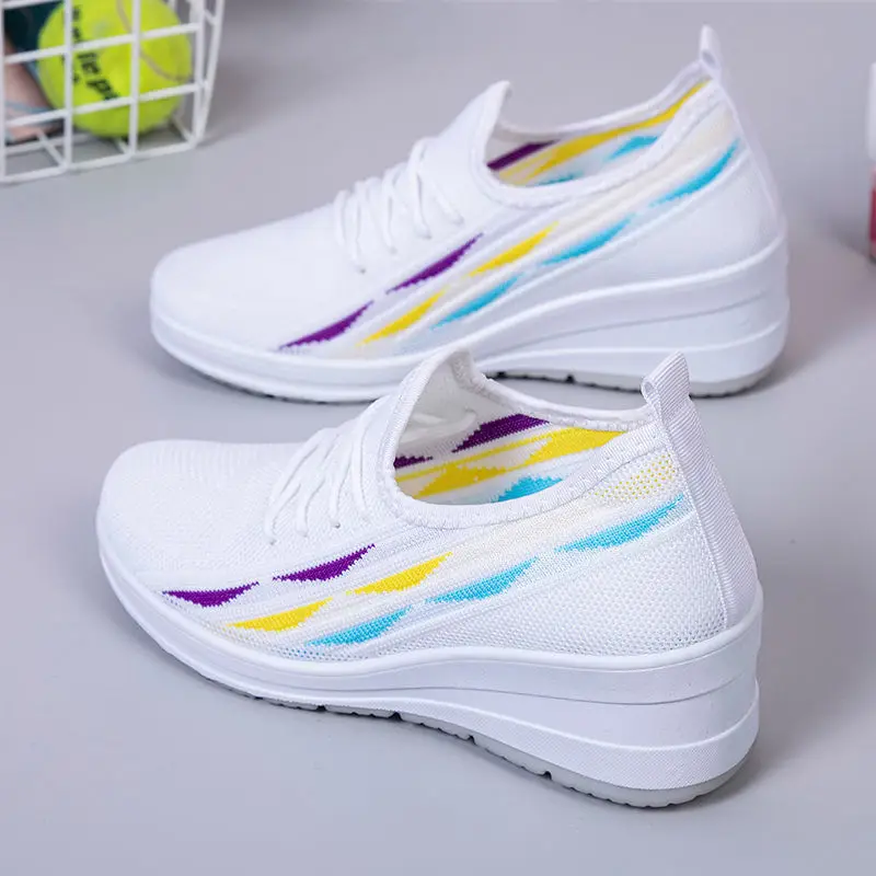 

2023 New Product Explosion Increase Comfort Versatile Sports Shoes Women's Inner Increase Breathable Thick Sole Slope Heels
