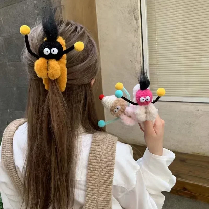 

Fun,cute dolls, plush grab clips, women, autumn and winter, hairpins, hair accessories, funny hairpins, shark clips