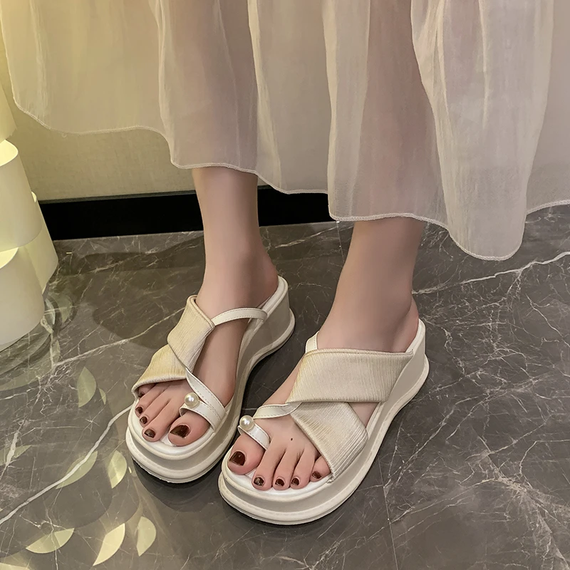 

2024 Women's Slippers Fashion Slip-On Flip Flops Wedge Sandals Ladies Platform Shoes Zapatos De Mujer 2024 Summer Sandals