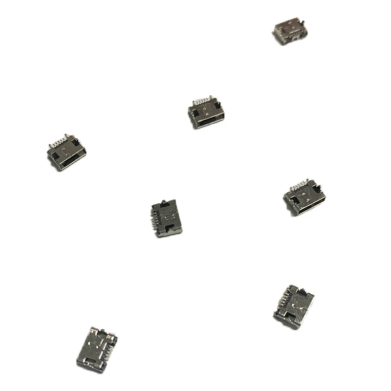 Chargeur USB 2 ports pour télécommande DJI Mavic 2 et Air, connecteur carré en gros plan