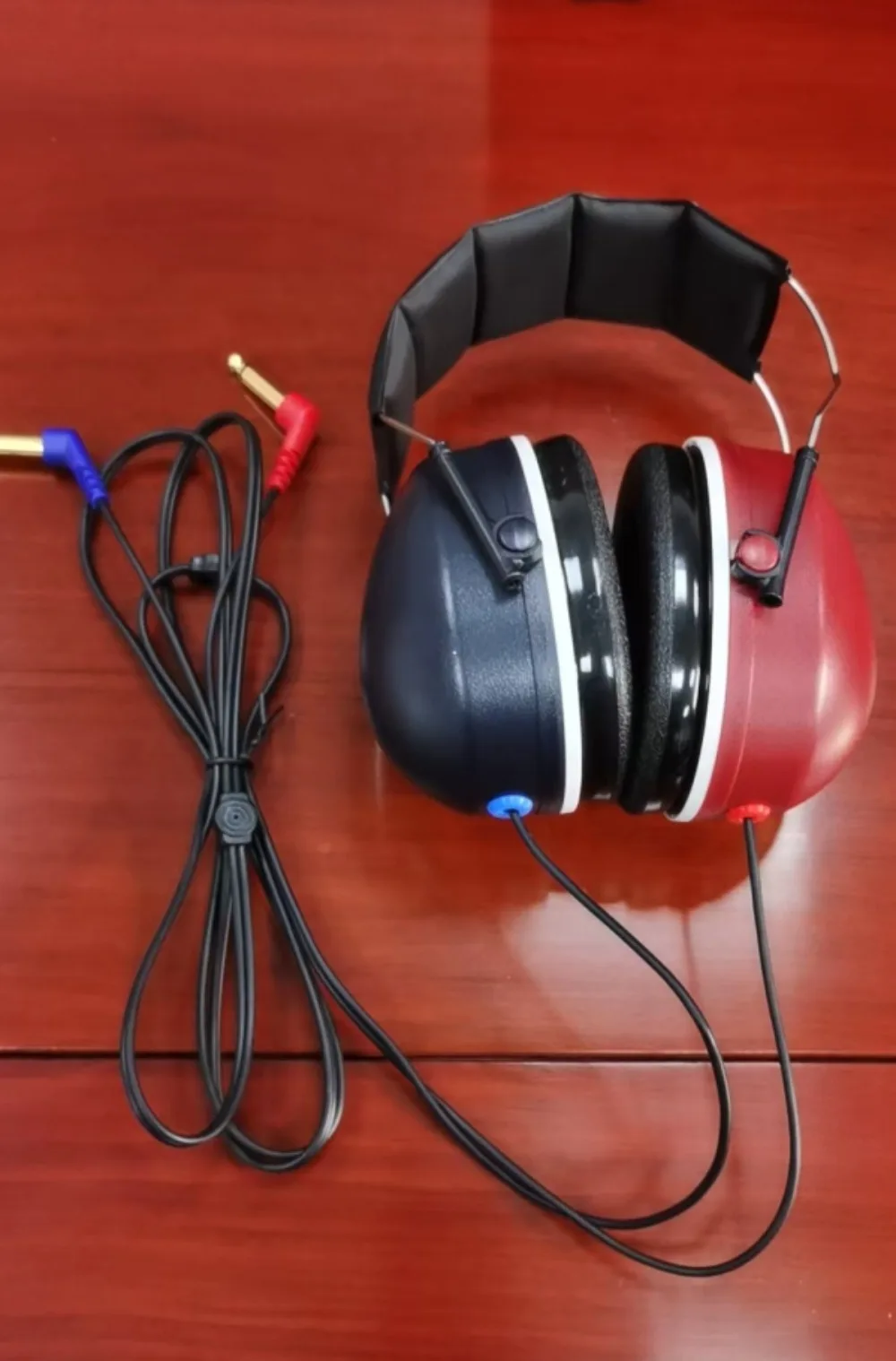 Professione Audiometro Cuffia Audiometro elettrico ad alta sensibilità Cuffie a conduzione aerea Test dell'udito Auricolare Cura dell'orecchio - Image 2