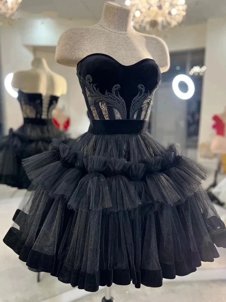 

2023 A Line Sweetheart Cocktail Dress Black Short Back Lace Mini Formal Party Gowns Applique Tulle Women's Homecoming Prom Dress