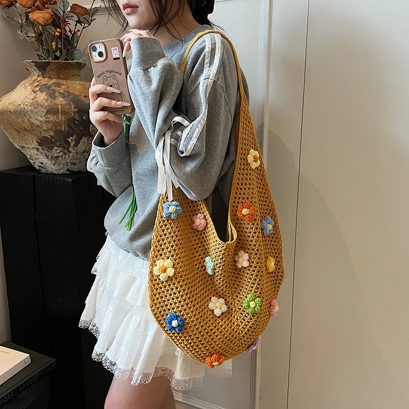 Women Flower Knitted Shoulder Bag Handwoven Hobo Bag Large Capacity Summer Beach Bag Casual Top Handle Bag Outdoor Travel Bag