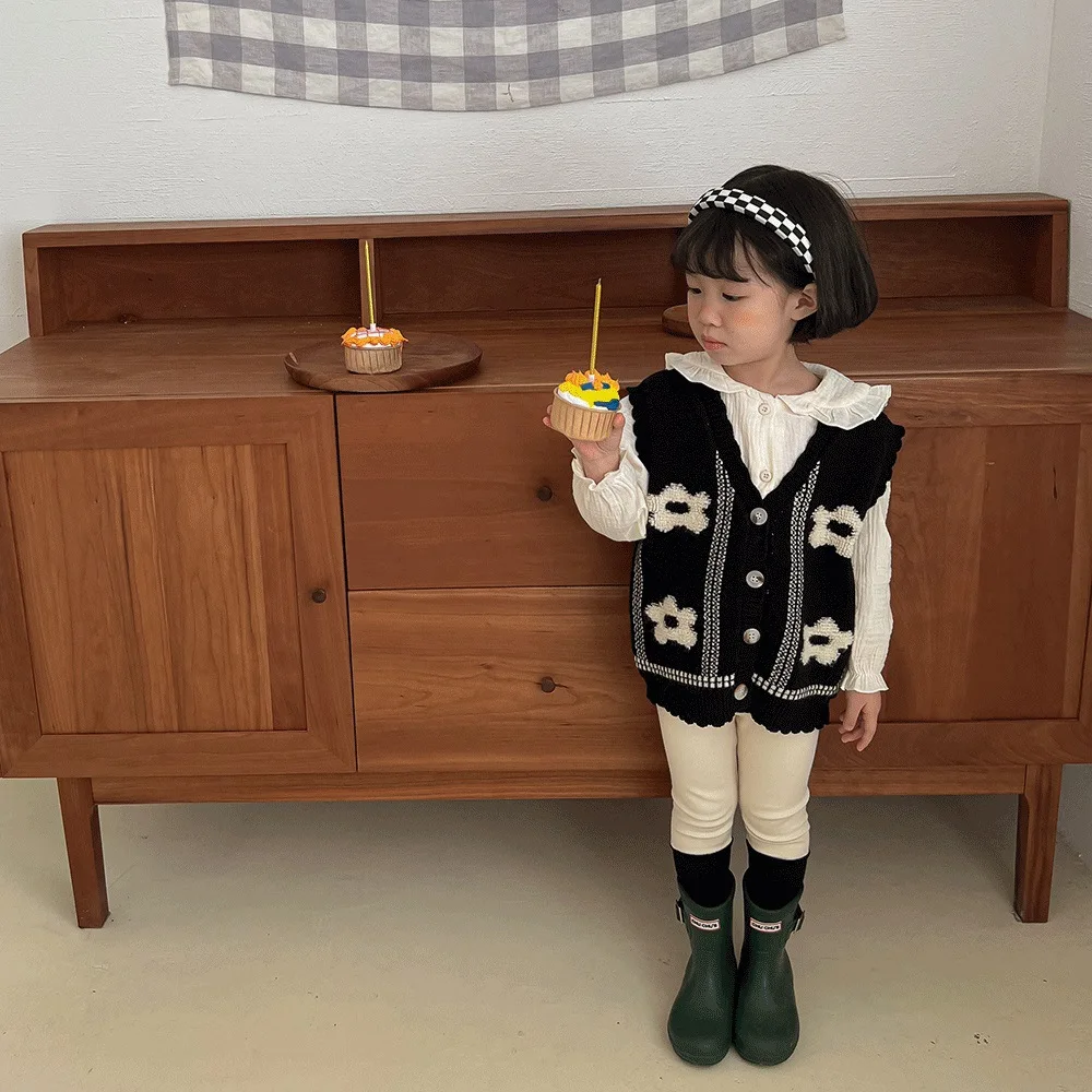 2022 Spring New Girls Knit Cardigan Vest Fashion Children Girls Flower Knitted Vest Jacket Kids Baby V-neck Sweater