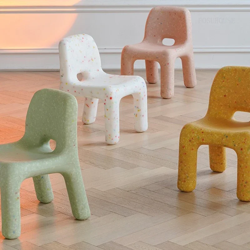 Creative Plastic Children's Chair for Kindergarten Backrest Rounded Corner Small Chairs Nordic Ins Fashion Kids Chair for Home