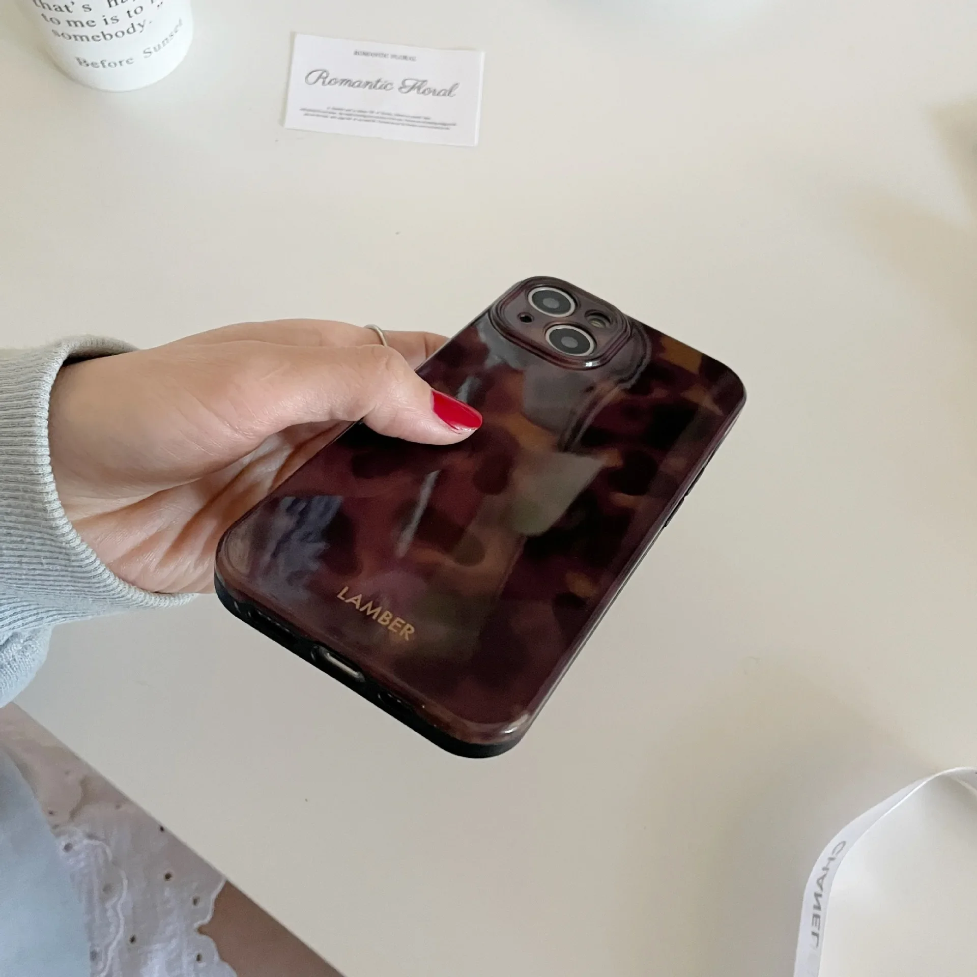 Vintage Amber Pattern Phone Cover Case in Brown