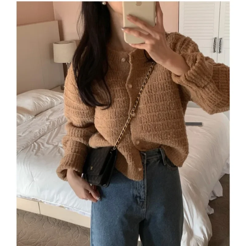 New Fashion Women's Small Fragrant Wind Cardigan Knitted Sweater Single-breasted Round Neck Women's Long-sleeved Jacket