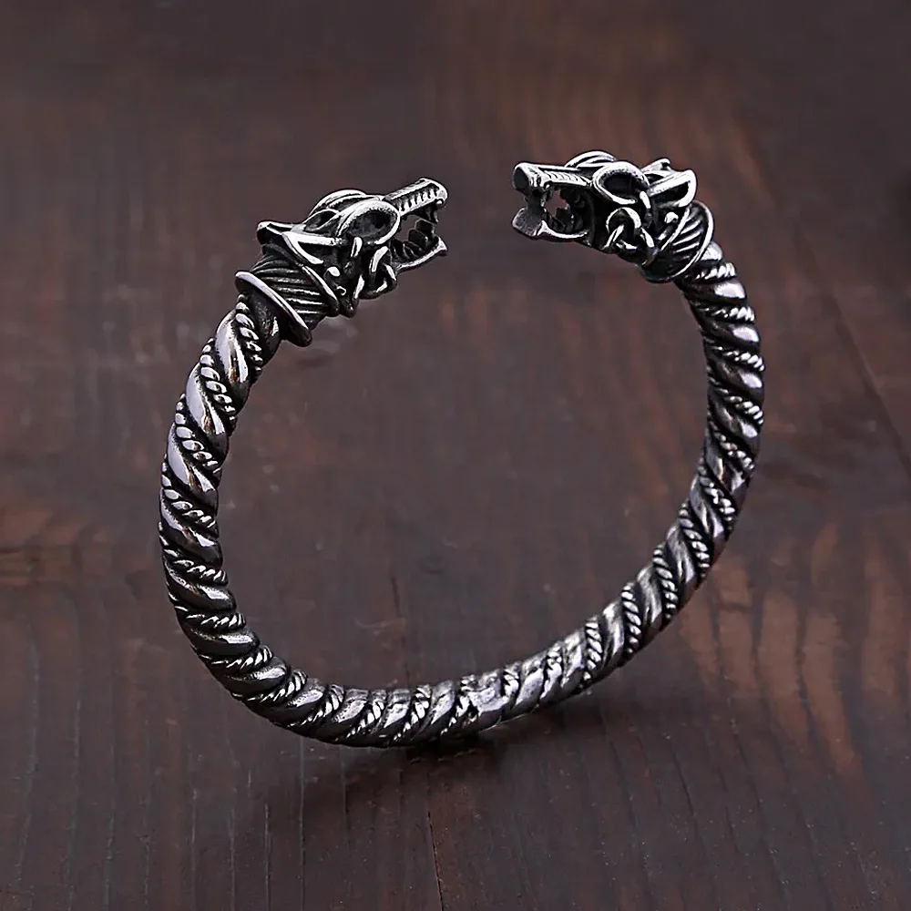 Vintage Nordic Wolf Head Bracelet Stainless Steel Viking Men Bracelet Fashion Biker Animal Amulet Jewelry Gifts stainless steel bracelet
