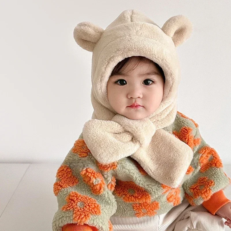 Рисунок 2 - Теплая детская Шапка-бини на флисовой