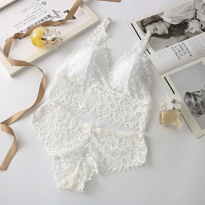 Ensemble de lingerie sexy en dentelle pour femme, soutien-gorge sans armatures et sans coutures, ensembles de soutien-gorge et culottes ajourés pour femme, lingerie brodée