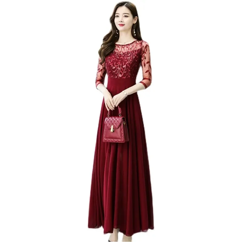 

2023 Elegant Simple Summer New Red Dress Dress Women's Temperament Slim Waist Show Large Swing Dress Mesh Embroidery Splice Dres