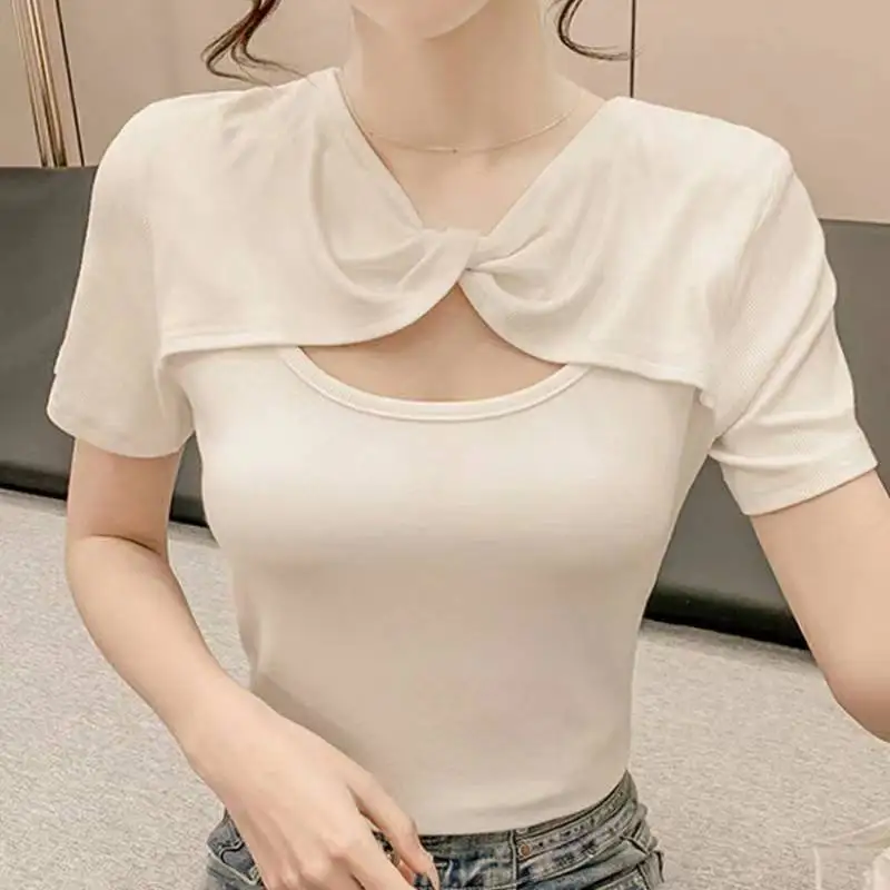 

Women's Summer New Fashion Temperament Hollow Kink T-shirt Slim Fit And Thin Short-sleeved Top DD313