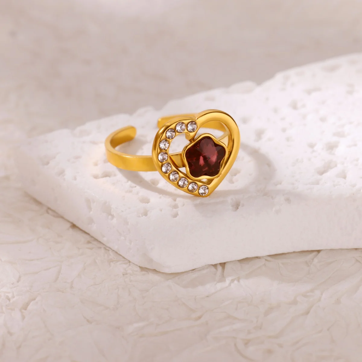 Zircon Ring Last Finger